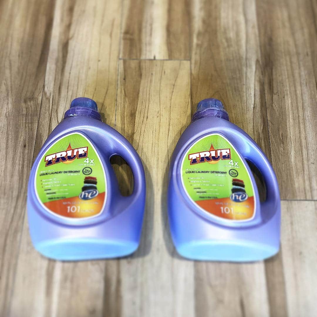 ケリスのインスタグラム：「Yay just got my shipment! Super excited! Swithing over!! #blackbusiness @thetrueproducts #supportblackownedbusinesses」