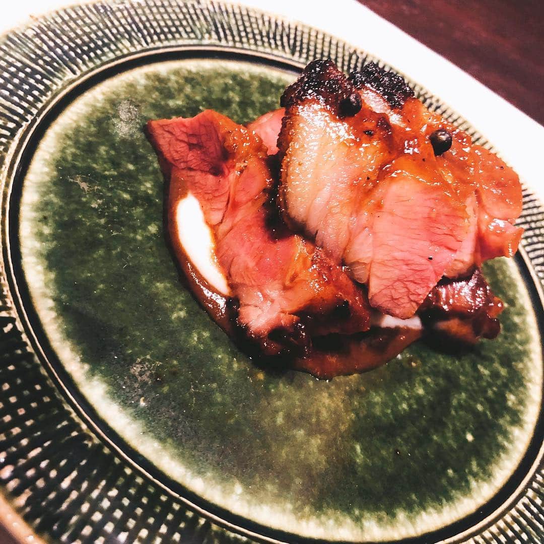 岩﨑名美さんのインスタグラム写真 - (岩﨑名美Instagram)「お仕事でお世話になってる方に素敵なお食事に連れて行って頂きました🥢 和食ってやっぱり好きだなぁ。すっぽんの丸焼きなんて初めて食べたけど本当に上品で美味しかった、、しあわせ、、🍚❤︎ #和食割烹  #山﨑 #西麻布」4月10日 23時20分 - nami_iwasaki