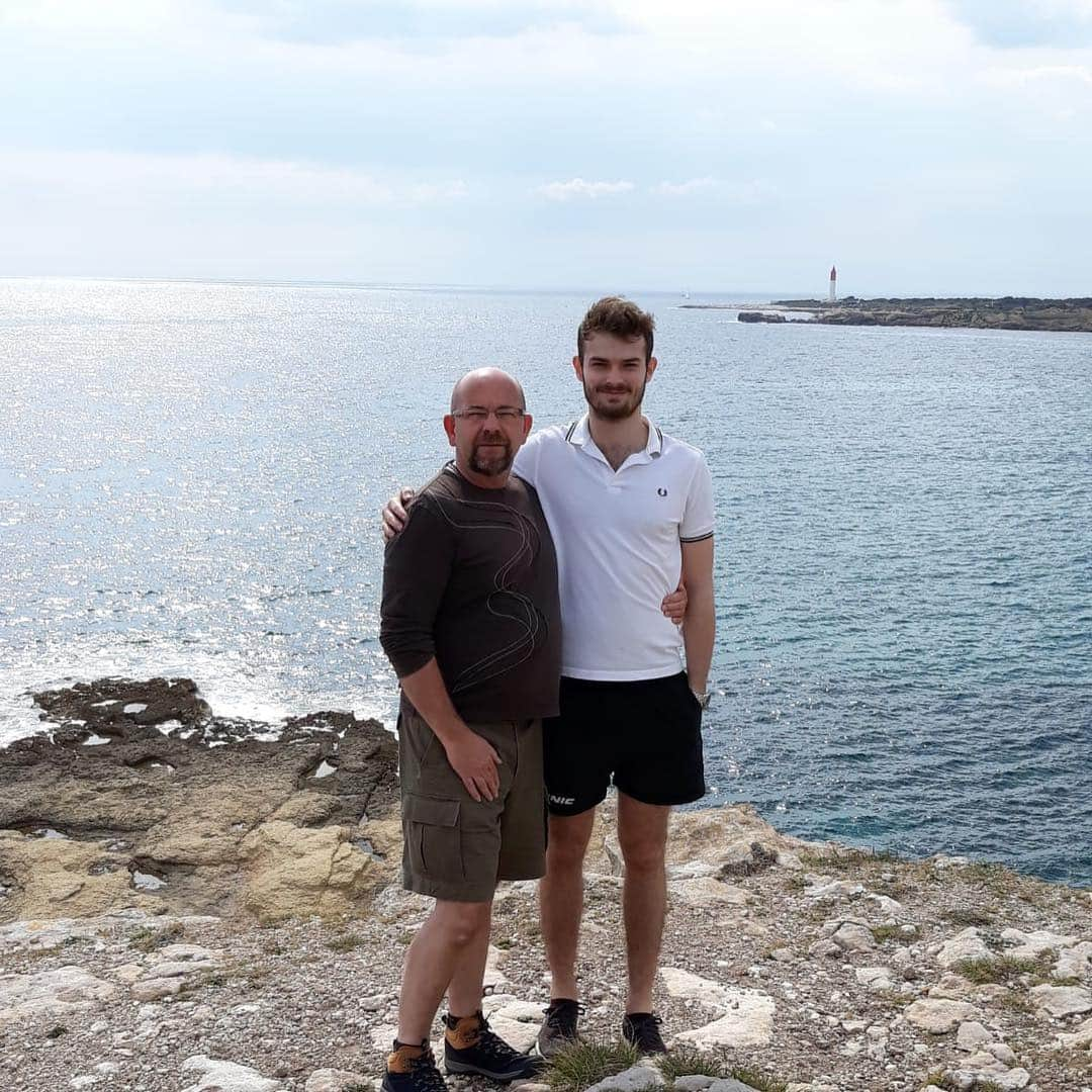 サム・ウォーカーさんのインスタグラム写真 - (サム・ウォーカーInstagram)「So pleased mum and dad could get out to France to watch last nights match!  It’s been nice to spend some time with them and chill out today before heading to Sweden tomorrow for World Championships preparation!! 💪🏻🏓🏴󠁧󠁢󠁥󠁮󠁧󠁿🇫🇷🇸🇪」4月11日 0時37分 - samwalker_tt