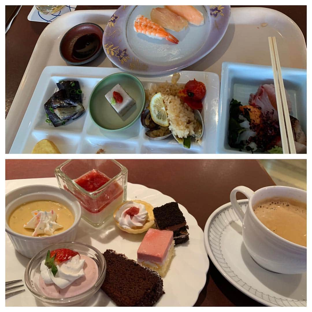 linnmamaさんのインスタグラム写真 - (linnmamaInstagram)「春旅は4柴連れ2019小豆島編 3🚙〜スワイプしてね😊〜4月5日、小豆島2日目〜①国立公園 寒霞渓にやってきました〜「二百万年の歳月が創り出す感動の渓谷美」は日本三大渓谷美に入るのだそうです💖〜②飼い主カメラマンの要望でこんなところに乗っている4柴モデルたち😍〜③ライオンキング翔😅〜④みんなで素晴らしい眺望を楽しみます💕〜⑤今日の宿『リゾートホテル オリビアン小豆島』のダイニングルームから見た夕日〜⑥沈む夕日を見ながら、ビュッフェ形式の夕食〜たくさん種類があり過ぎて、完全制覇は断念😅〜今日はわんこOKの部屋に泊まります❤️〜続きはまた明日😊  #柴犬#dog#柴犬凜の勇気凜々every day#shibastagram#春旅#旅行 #小豆島#車中泊」4月11日 0時52分 - linnmama