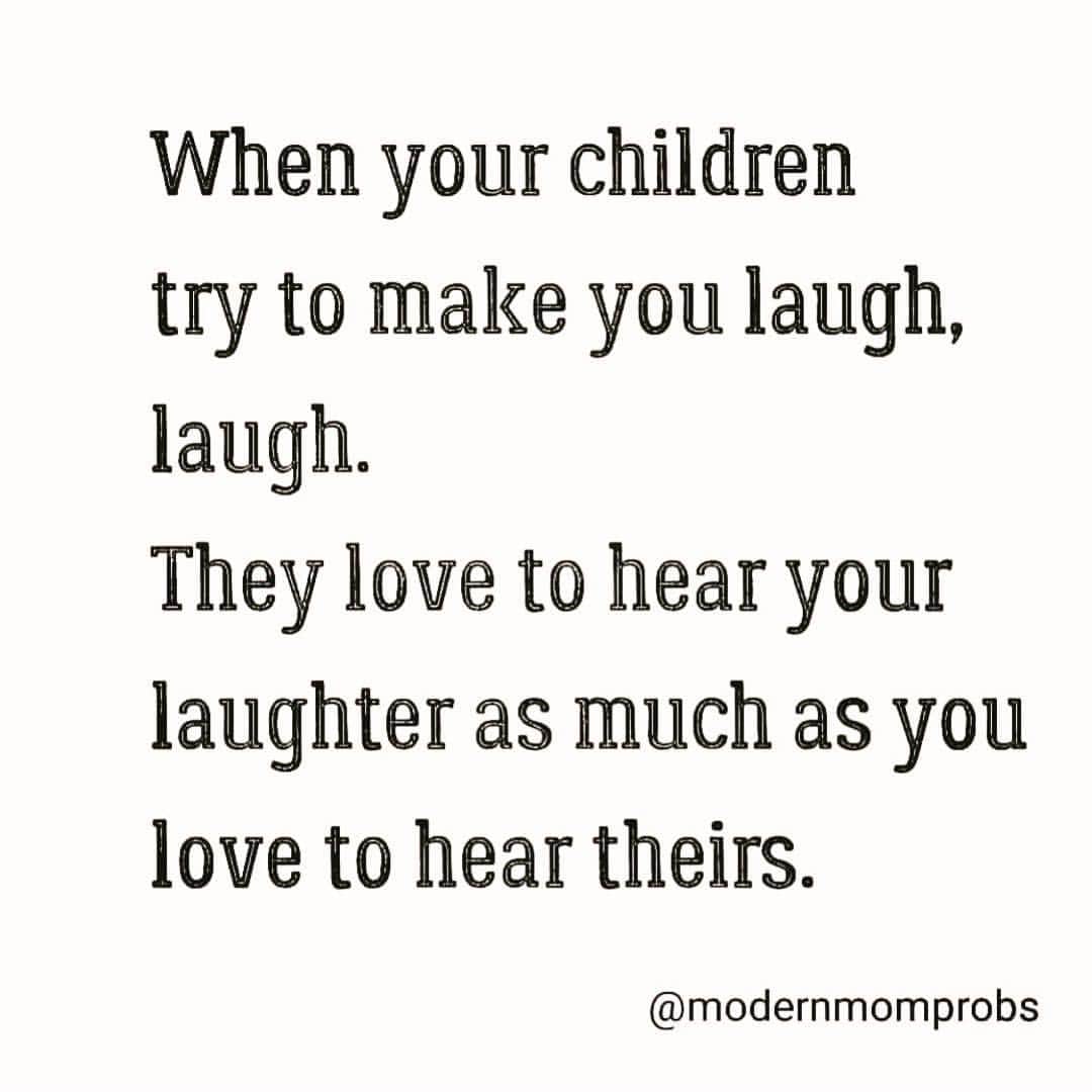 Kids Are the Worstさんのインスタグラム写真 - (Kids Are the WorstInstagram)「This is some solid advice. Laugh. Cry. Hug. They need it as much as you. Thanks @modernmomprobs for keeping things real and in check. ❤️❤️❤️」4月11日 1時03分 - kidsaretheworst