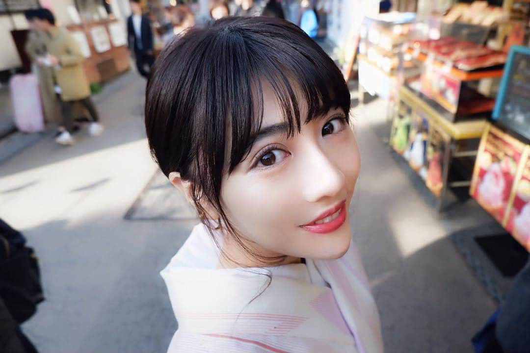 宮瀬彩加さんのインスタグラム写真 - (宮瀬彩加Instagram)「今日載せる写真を迷ってたら こんな時間になってしまった... いつも考えてたら遅くなっちゃう。 おやすみなさい 👘🌸 見る頃にはおはようございます、、かな。 #gn #おやすみやせ #着物」4月11日 1時41分 - ayaka_miyase