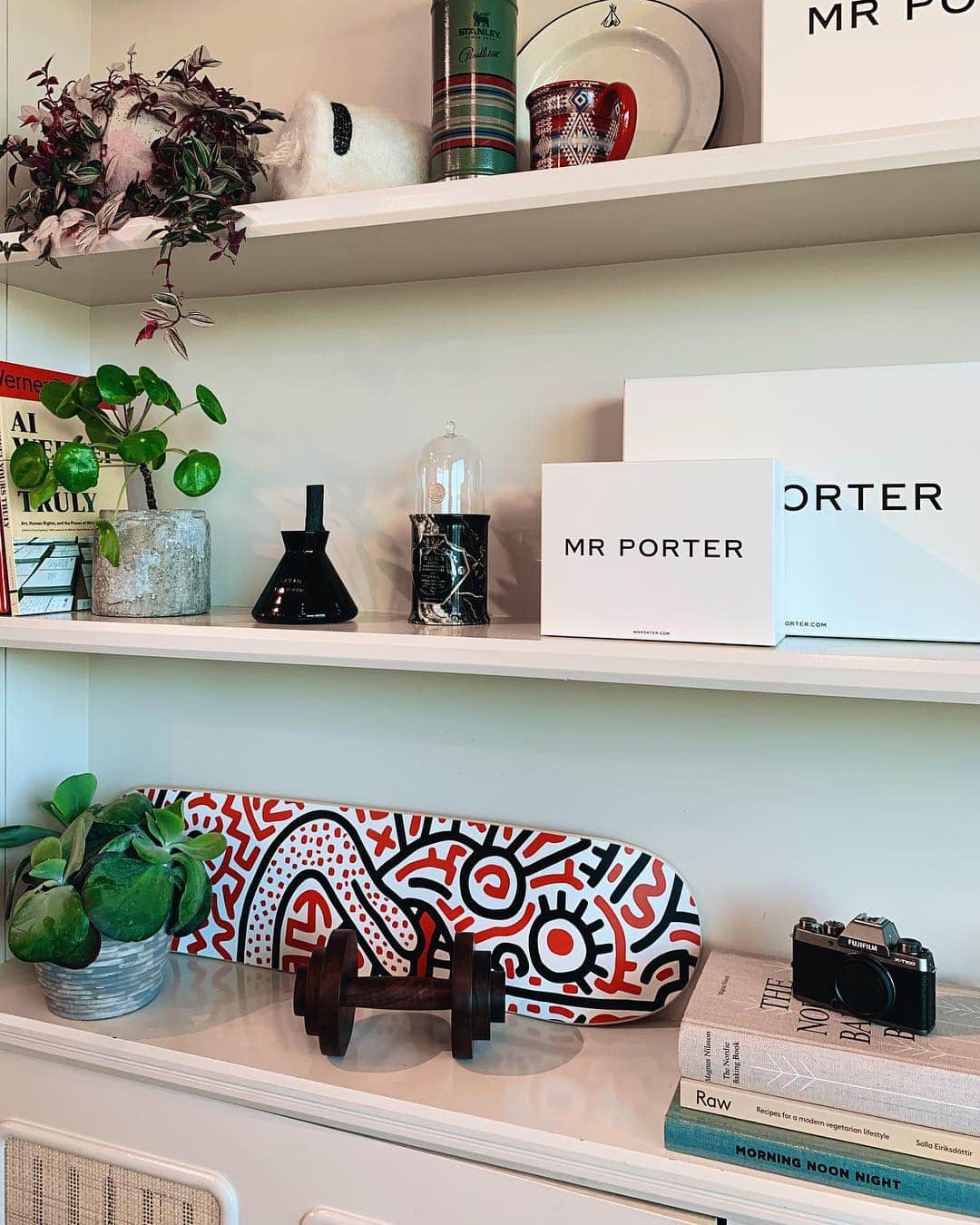 MR PORTERのインスタグラム：「Today we’re at @mortimerhouse for our UK Press Day. Follow along on stories for a sneak peek at some of the new collections that will be landing on MR PORTER in the coming months.」