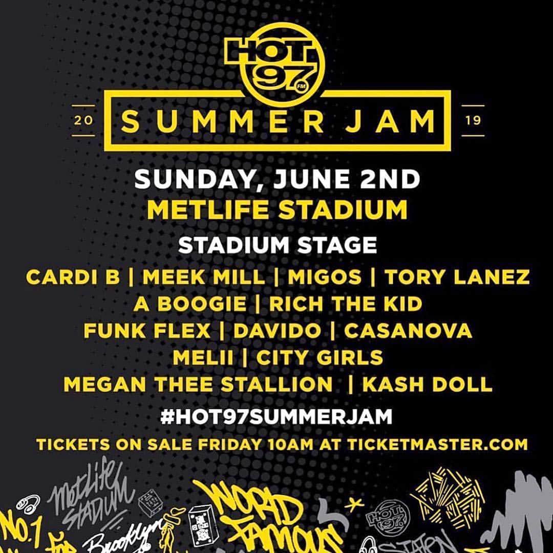 ファンクマスター・フレックスのインスタグラム：「Since I got these Stadiums and Arenas on smash? 🤷🏿‍♂️ I’m gonna turn SUMMER JAM into the BIGGEST PARTY!!!!! FUNKFLEX ON THE SET!!! 👑👑👑👑@litdigitaldjs via: @tttorrez #Hot97SummerJam」