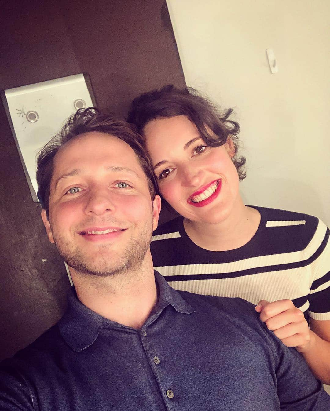 デレク・ブラスバーグさんのインスタグラム写真 - (デレク・ブラスバーグInstagram)「Phoebe Waller-Bridge is one of the funniest, smartest, most original storytellers working today. But as a facialist she kind of sucks.」4月11日 3時16分 - derekblasberg