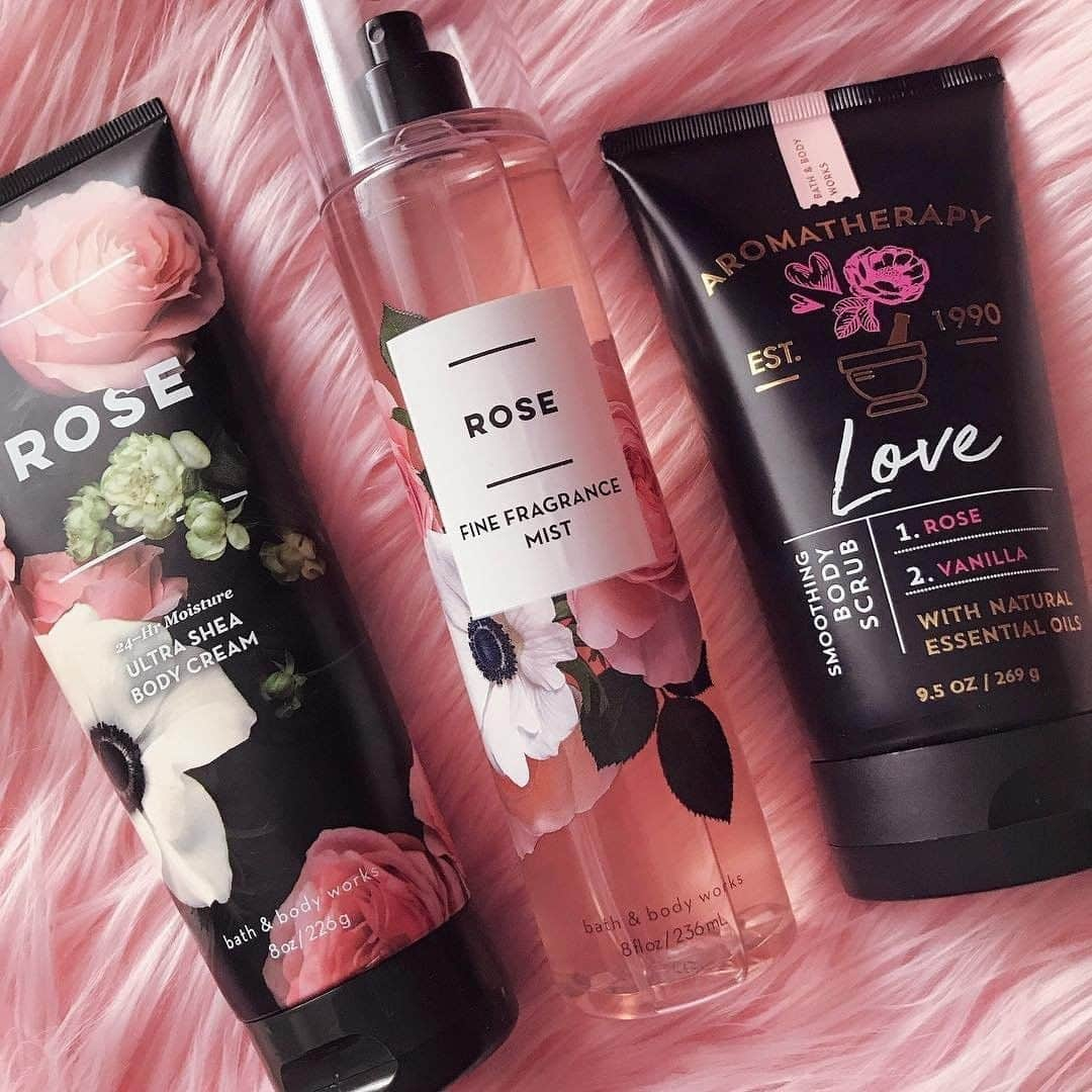 Bath & Body Worksさんのインスタグラム写真 - (Bath & Body WorksInstagram)「We 💗 Rose! Leave your favorite pink emoji if you do, too! 💖 🎀 💕」4月11日 4時00分 - bathandbodyworks