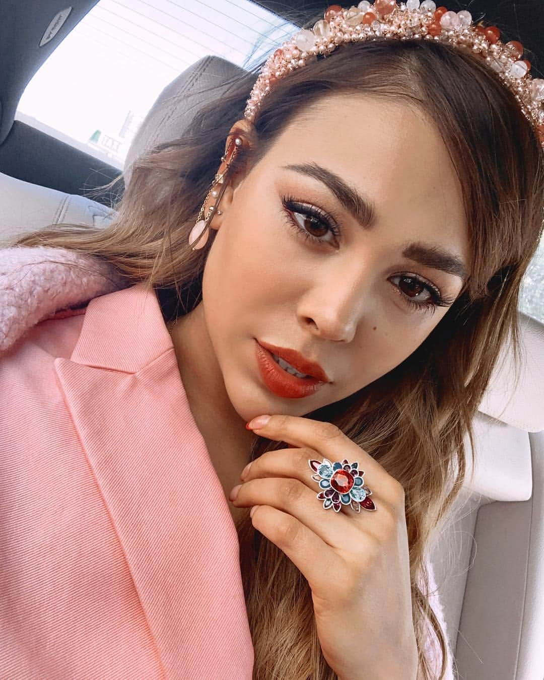 Danna Paolaさんのインスタグラム写真 - (Danna PaolaInstagram)「De impulsos creamos suspiros.」4月11日 4時20分 - dannapaola