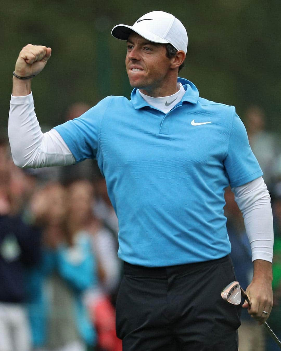 PGA TOURさんのインスタグラム写真 - (PGA TOURInstagram)「👍 or 👎?: @rorymcilroy will complete the Career Grand Slam this week @themasters.」4月11日 5時06分 - pgatour