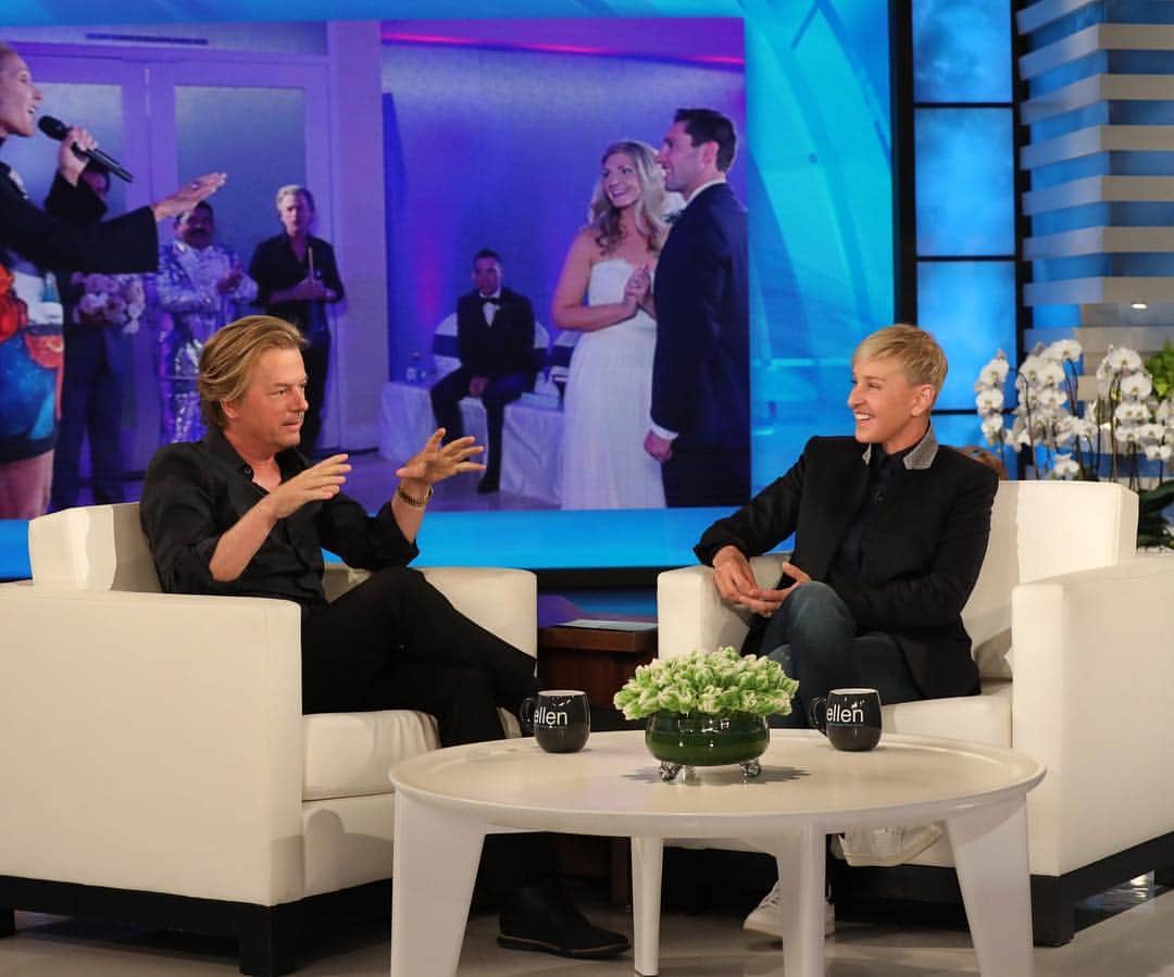 デヴィッド・スペードのインスタグラム：「On @theellenshow today!」