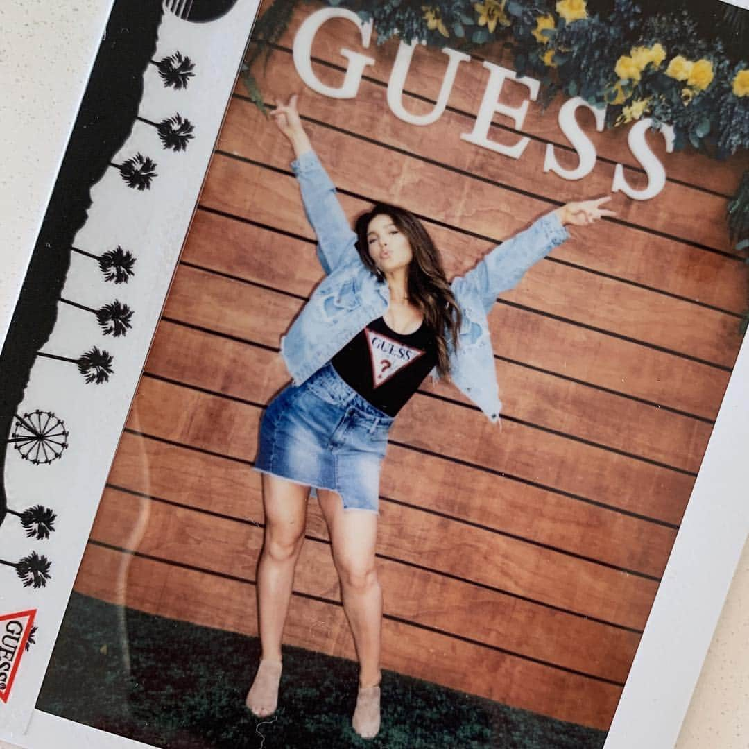 メリッサ・モリナロさんのインスタグラム写真 - (メリッサ・モリナロInstagram)「It’s festival season with @guess I had so much fun at their event swipe left to see! #loveguess🔻」4月11日 5時45分 - melissamolinaro