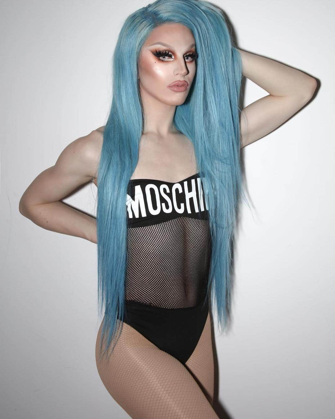 Moschinoさんのインスタグラム写真 - (MoschinoInstagram)「Moschino Milano @ageofaquaria Photo @marco_ovando #moschino @itsjeremyscott #moschinoswim #ageofaquaria #marcoovando」4月11日 6時41分 - moschino