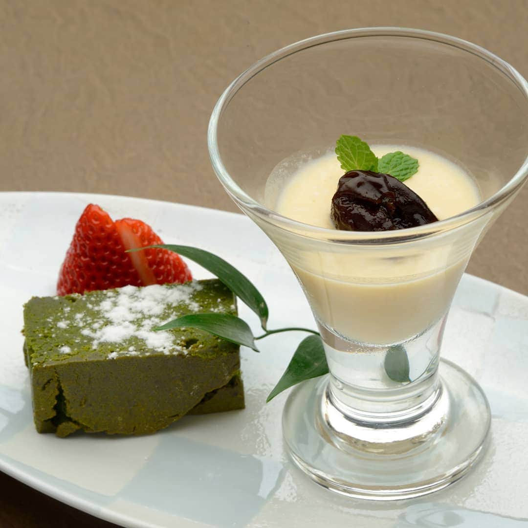 青山やまとのグルメインスタ