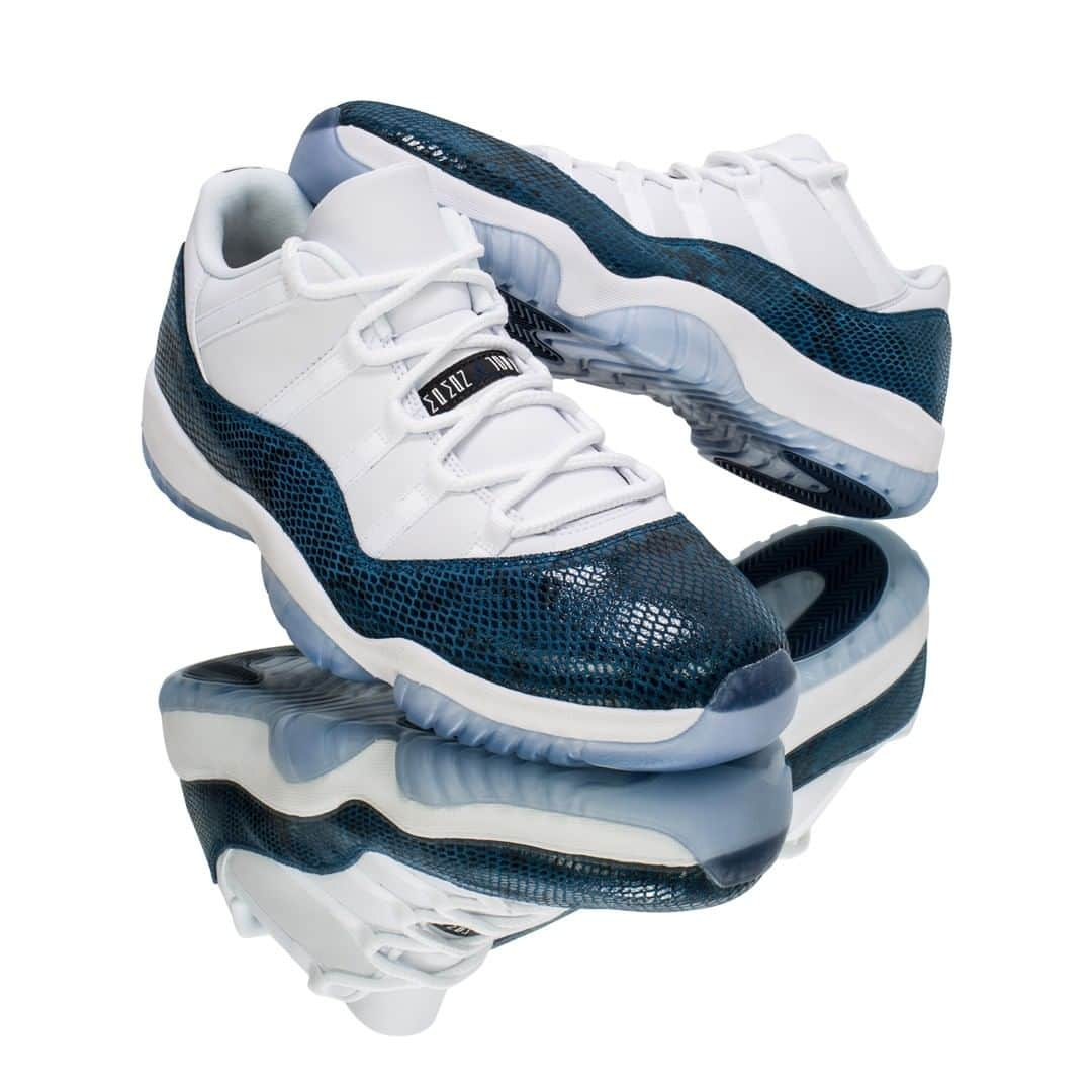 Flight Clubさんのインスタグラム写真 - (Flight ClubInstagram)「Just in time for the summer, Jordan Brand looks to add the Air Jordan 11 Low "Blue Snakeskin" to your lineup, boasting an icy blue outsole and snakeskin mudguard in lieu of the staple patent leather.」4月11日 9時30分 - flightclub