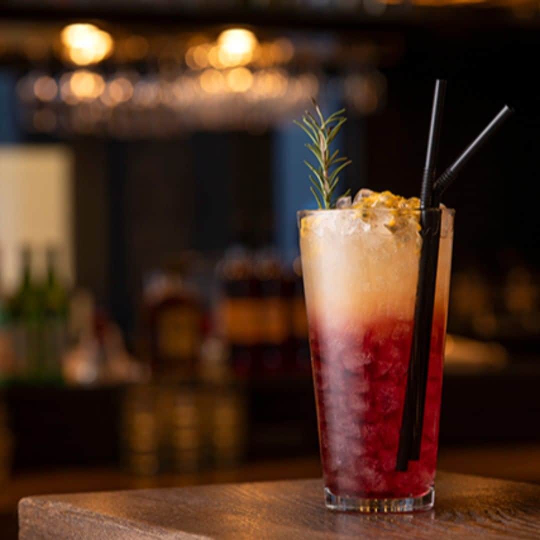 Courtyard by Marriott Tokyoのインスタグラム：「5th Anniversary Cocktail “Passion”🍸 Cocktail inspired by Courtyard's new brand identity. 5周年記念カクテル -パッション-🍹 赤ワイン🍷をベースに🍋レモンとシロップを注ぎ込み、パッションフルーツをトッピングした、情熱の赤とコートヤードカラーのマスタードオレンジが色鮮やなカクテルです。😋 #cytokyo #cytokyo5passion #ホテル #銀座 #日本橋 #vietnamairlines_japan  #カクテル #cocktail #ダイニングバー #diningbar  #パッションフルーツ #passionfruit」