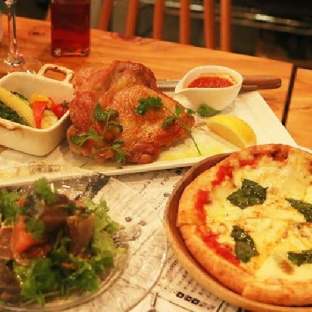 ビアージョ新宿のインスタグラム：「こんにちは、新宿西口にありますイタリアン＆ワインバル「ビアージョ」です。 ブログ更新しました！ 「ワインとお料理の「マリアージュ」①、組み合わせを徹底検証しました！」 当店へのご来店お待ちしております。 ▼詳しくはこちら▼ http://viagio-shinjuku.com/blog/  #ビアージョ#新宿#イタリアン#バル#居酒屋#送別会#二次会」