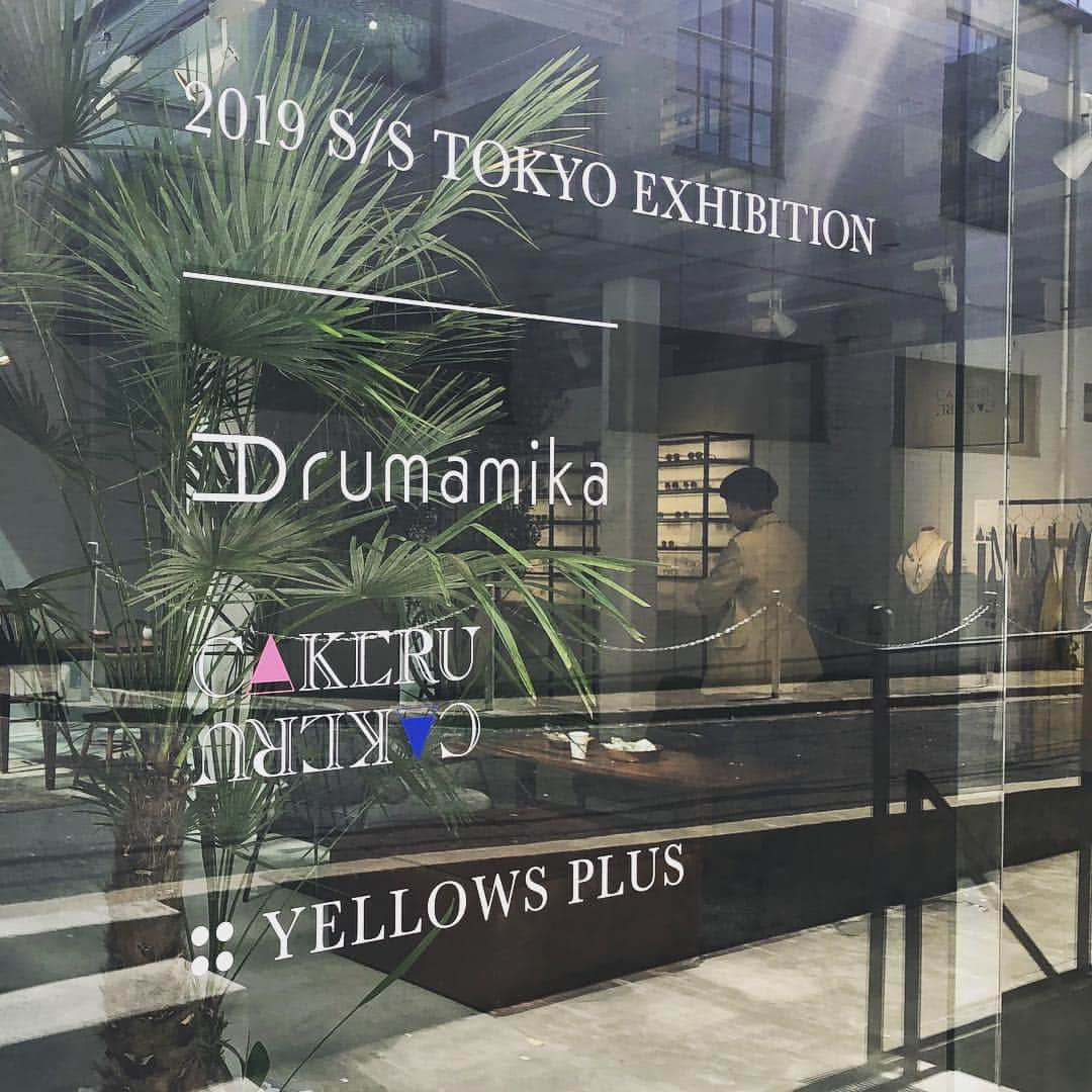 イエローズプラスさんのインスタグラム写真 - (イエローズプラスInstagram)「2019 S/S TOKYO EXHIBITION #yellowsplus  #yellows_plus  #yellowplus #イエローズプラス #optical  #optique #opticians  #optician #optica #okulary #oculos  #occhiali  #ottica  #glasses #glasögo #gafas #lunettes  #briller #opti #silmo」4月11日 11時29分 - t.yamagishi_yellowsplus