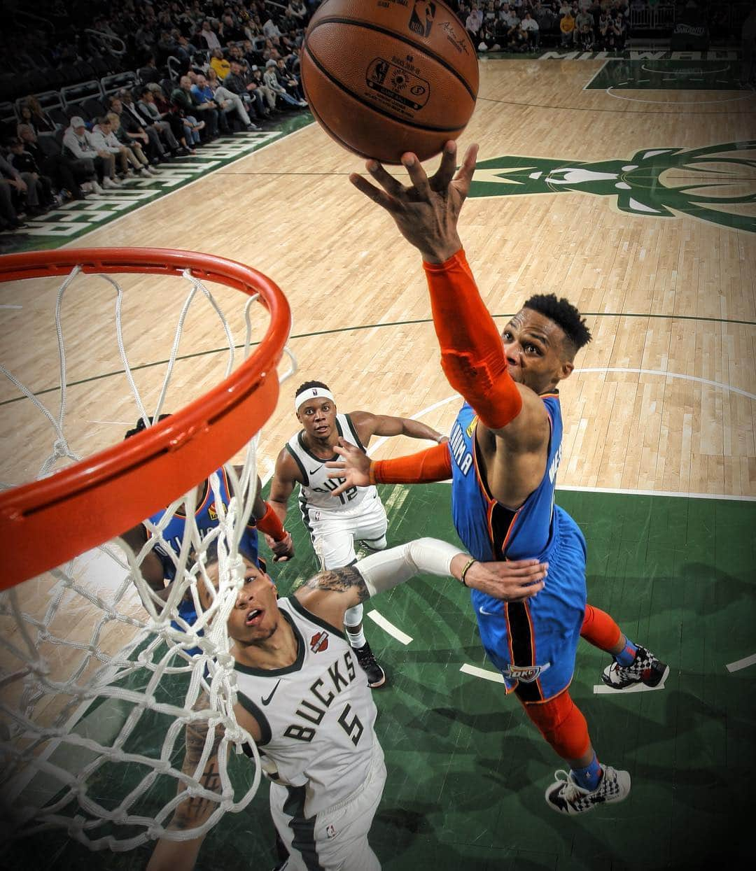 NBAさんのインスタグラム写真 - (NBAInstagram)「@russwest44 secured his 34th triple-double of the season for the @okcthunder with 15p/17a/11r! #TripleDoubleAlert」4月11日 11時46分 - nba