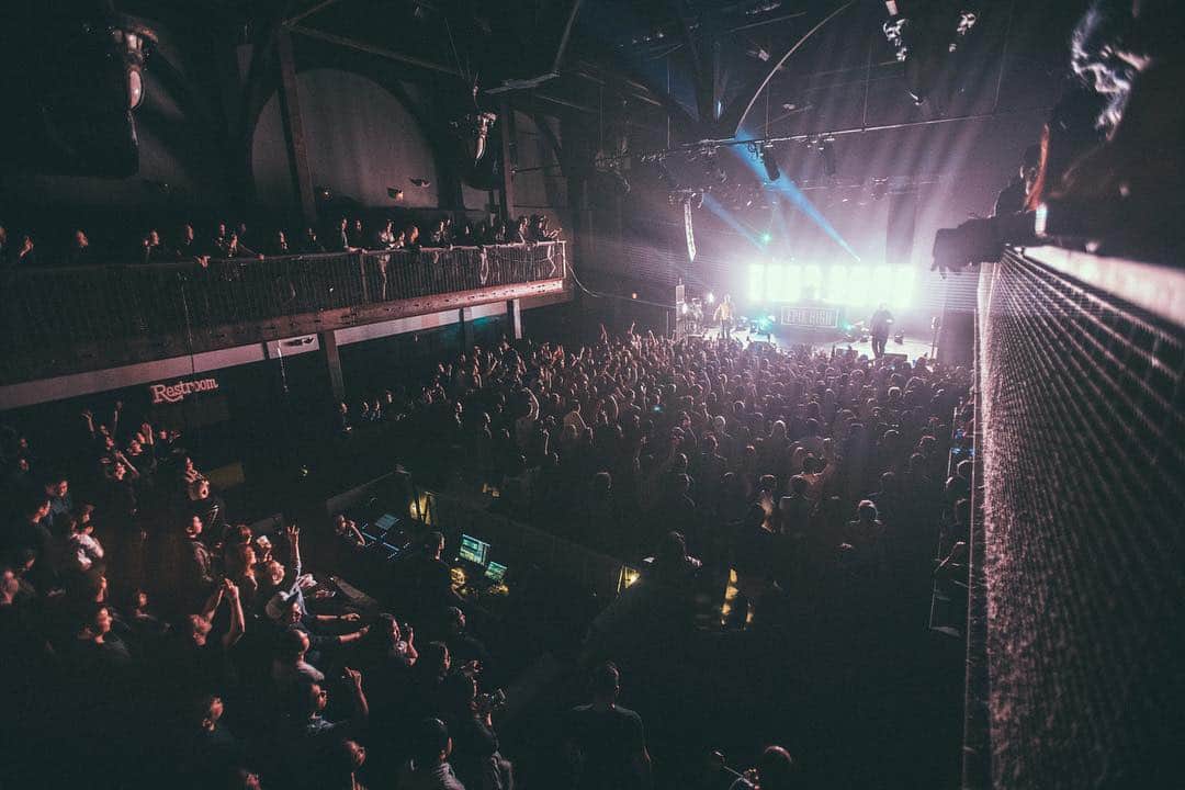 ミスラ・ジン さんのインスタグラム写真 - (ミスラ・ジン Instagram)「Philadelphia 🙏 🙏 🙏 📸 by @Bobo.xxndigo tour management: @enmgmt tickets at epikhigh.com #epikhigh2019tour」4月11日 13時14分 - realmithrajin