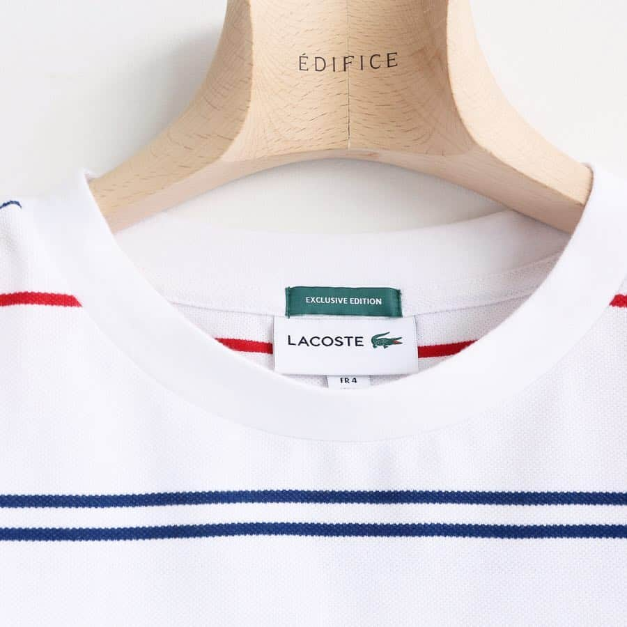 EDIFICEさんのインスタグラム写真 - (EDIFICEInstagram)「【LACOSTE -Exclusive model-】﻿ ﻿ ﻿ EDIFICEこだわりの配色を落とし込んだ、LACOSTEのボーダーカットソー。﻿ 上質なコットン素材を用いた鹿の子編みのボディは、ストレッチ性にも優れ快適な着用感に仕上げられています。﻿ ﻿ 従来のサイズ感からリラックスフィットに変更し、程良くルーズなバランスで着用頂ける点も見逃せないポイント。﻿ 袖にさりげなく配されたお馴染みのワッペンもボディと同色に揃え、特別感を演出しています。﻿ ﻿ レイヤードスタイルは勿論、単独での着用も映える仕上がりとなっています。﻿ ﻿ ﻿ ﻿ Tee : 【LACOSTE EX】¥9,000+tax﻿ （4.12 入荷予定）﻿ ﻿ ﻿ ﻿ ﻿ ﻿ ﻿ ﻿ #edifice #lacoste #menswordrobe #menstee #opencollar #mensfashion #menswear #mensstyle #bordercutandsewn #sportmix #menwithclass #menwithstyle #mensclothing #mensclothes #dapper #dapperman #dapperstyle #エディフィス #ラコステ #エディフィス別注」4月11日 13時34分 - edifice.jp