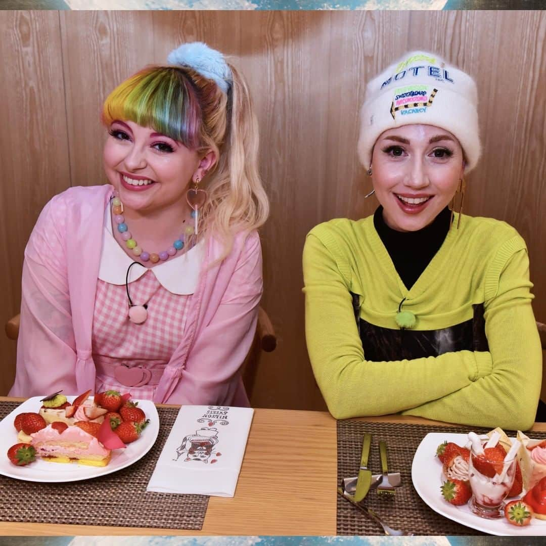 Kawaii.i Welcome to the world of Tokyo's hottest trend♡ Share KAWAII to the world!さんのインスタグラム写真 - (Kawaii.i Welcome to the world of Tokyo's hottest trend♡ Share KAWAII to the world!Instagram)「★LET THEM EAT CAKE★ If you say you don't enjoy cake... it just can't be true! Cake is delicious, cats are adorable. This dessert buffet was checking all the boxes! Just look how happy @pixieelocks and @MishaJanette are. They know exactly what they signed up for, and it's delicious. Click the link in our Bio (@kawaiiiofficial) to watch this episode, and many more, On-Demand and free of charge! 。 。 。 #nhkkawaii #kawaiicampus #tokyostyle #tokyostreetfashion #harajuku #harajukustyle #takeshitadori #原宿 #東京ファッション #かわいいファッション #竹下道り #pixielocks」4月11日 13時30分 - kawaiiiofficial