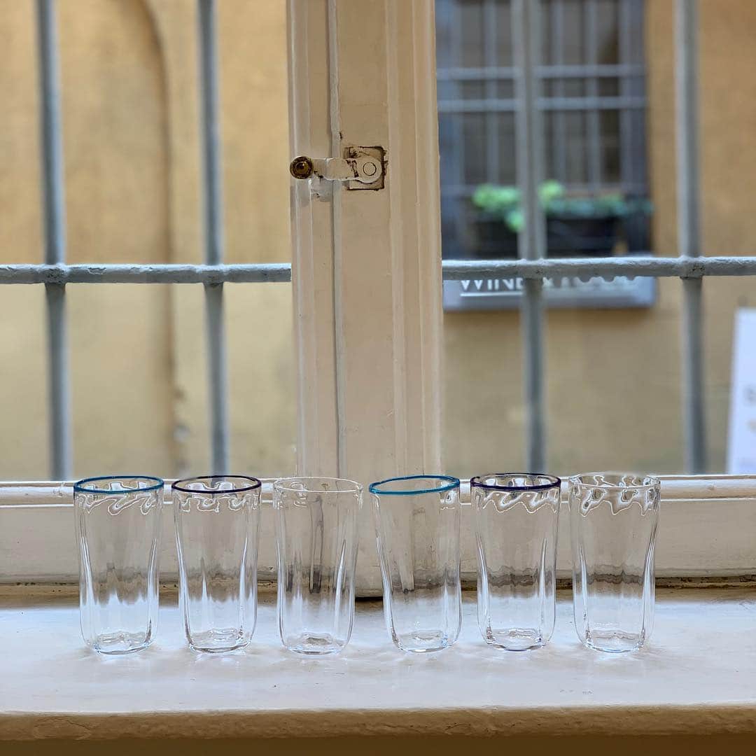 林信行のインスタグラム：「#MilanoDesignWeek day 2 in 10 pics. 10枚の写真で振り返る #ミラノデザインウィーク 2日目  featuring #RossanaOrlandi #YumaKano #YOY #ShizukaTatsuno #TomDixon」