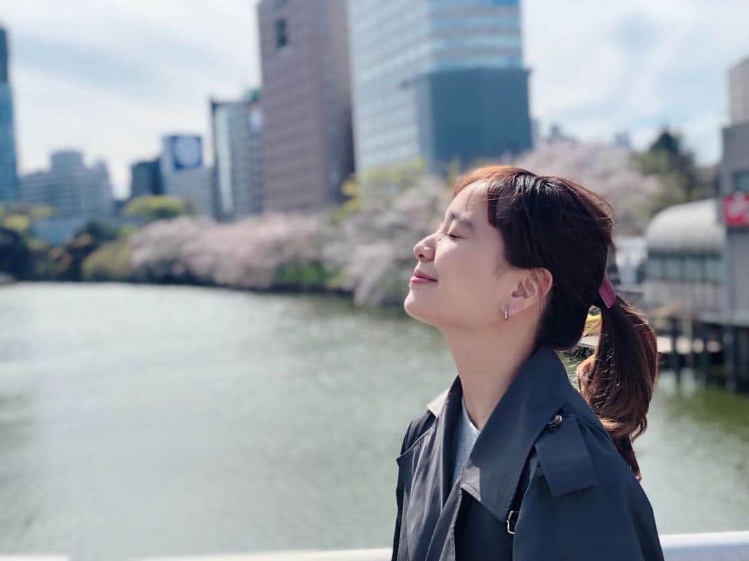 ももさんのインスタグラム写真 - (ももInstagram)「正面向いたらおじいちゃん #spring」4月11日 14時28分 - charanpo_momo