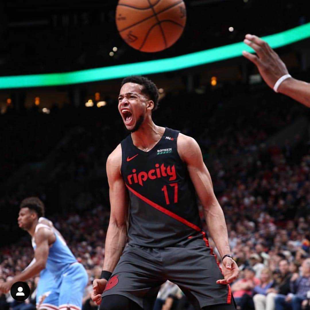 デイミアン・リラードさんのインスタグラム写真 - (デイミアン・リラードInstagram)「Young boys was hoopin! @antsimons @gtrentjr @skal_lab ... 3 seed again! Let’s get it 💪🏾 #RipCity」4月11日 14時57分 - damianlillard