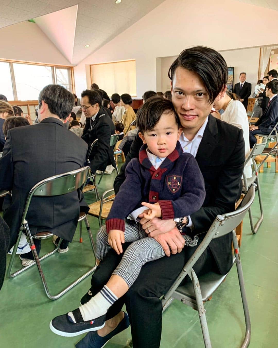 のインスタグラム：「#nagano #kindergarten #myson #dan #congrats #johnlawrencesullivan #uniqlo #toms #入園式 #幼稚園 #長野 #takutakeuchi #竹内択」