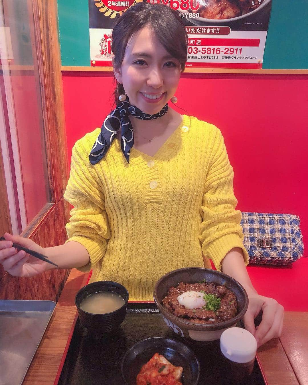 mimiさんのインスタグラム写真 - (mimiInstagram)「自分でもよく作るけど なんとか丼って好き😋😋 自分で作る場合は ご飯は白米ともち麦1:1で😋😋 ・ #北海道マルハ酒場 #マルハのカルビ丼 #カルビ丼専門店 #彩美牛 #どんぶりグランプリ #十勝彩美牛カルビ丼 #丼ぶり好き #ランチ #肉食女子」4月12日 1時53分 - chan.mi3