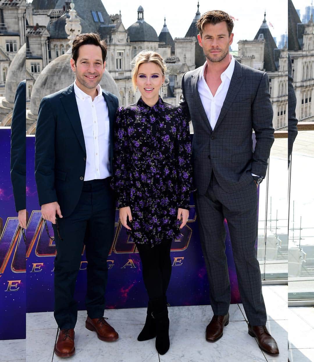Just Jaredさんのインスタグラム写真 - (Just JaredInstagram)「Paul Rudd, Scarlett Johansson, and @chrishemsworth pose for a photo together at today’s @avengers photo call.  #ScarlettJohansson #PaulRudd #ChrisHemsworth Photo: Instar」4月12日 2時31分 - justjared