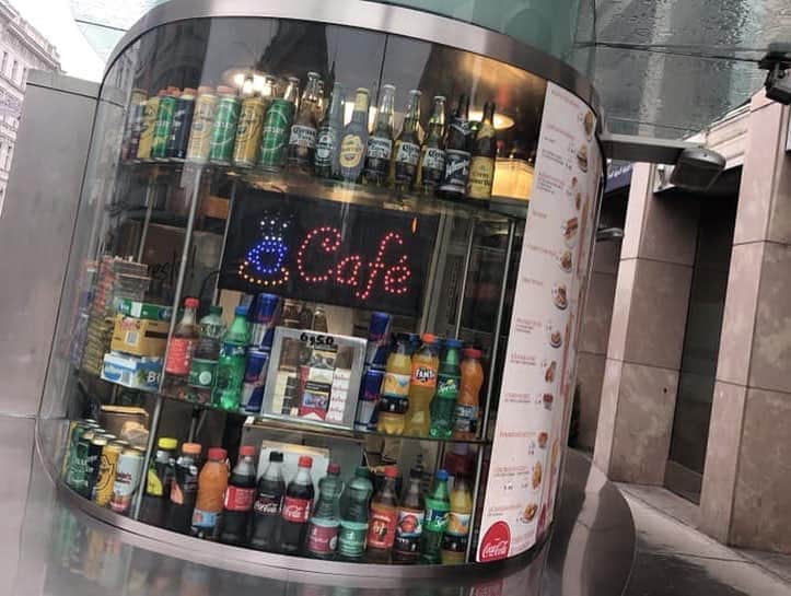 朝日放送「朝だ！生です旅サラダ」さんのインスタグラム写真 - (朝日放送「朝だ！生です旅サラダ」Instagram)「@fuhinami_official ウィーンの街並みは どこもかしこも美術館の様でした🥺✨✨ ただ、お散歩するだけでもずーっとうっとりしちゃいます🥺❤️ そして街中には、放送でもあった様に #アコーディオン や #ヴァイオリン を弾いている人たちがいらっしゃったりして、とにかく #優雅な気分 に浸れるんです☺️💕💕 気持ちまでゆったり、まったりしちゃいます _ #美術館のよう #美しい街並み #音楽 #ゆったり #まったり #うっとり #ウィーン #Vienna #オーストリア #Austria _ #ABCテレビ #朝日放送テレビ #朝だ生です旅サラダ #旅サラダ #旅サラダガールズ #妃海風 #タカラジェンヌ #宝塚歌劇団 #元宝塚 #海外 #旅 #travel #trip」4月11日 18時03分 - tabisalad