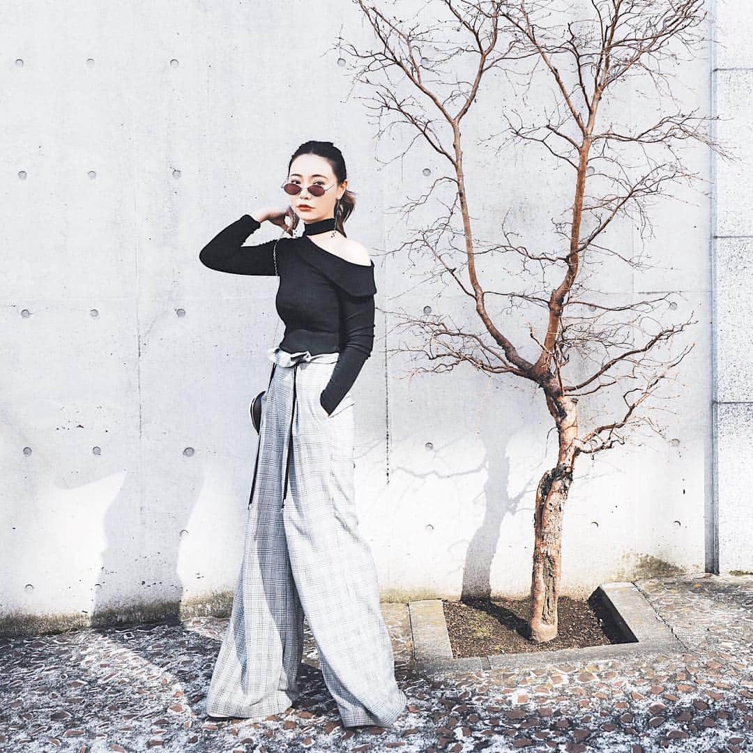 クリスティン・ウェイのインスタグラム：「Today’s outfit  #Valmuer #fashion #fashionista #gardenbyvalmuer #cwfashion #christinewei #ootd #blogger #fashionkilla #fashionista  #gucci #stellamccartney #クリスティンウェイ #ファッション #ファッションニスタ #可愛い #大人服 #おしゃれ #ファッション好き #ブロガー」