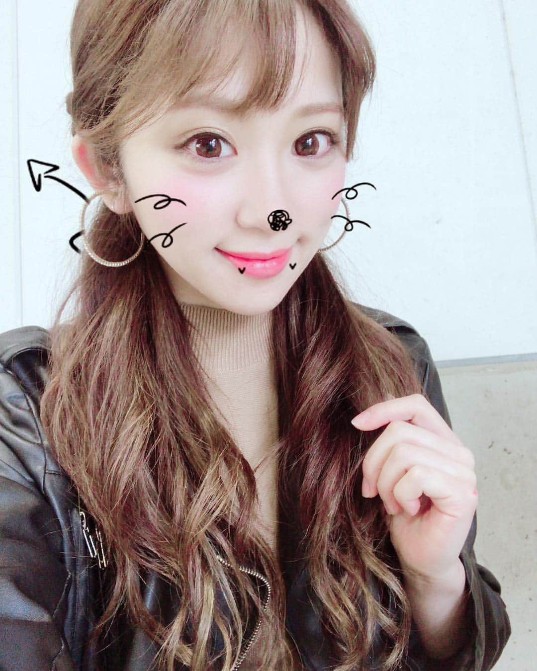 河瀬鮎美のインスタグラム：「鈴鹿サーキット快晴でございました〜😍🌸✨平成最後のccmc走行会にご参加いただいた皆様ありがとうございました‼️🏎💕😍そして早速、次回ccmc走行会のご案内です.❤️❤️ 5月16日9:00〜11:00🏎 令和最初のccmc走行会のお申込みもお待ちしております🥰  #ccmc#走行会#鈴鹿サーキット#車#car#車好きな人と繋がりたい #instagood #令和#平成#昭和」