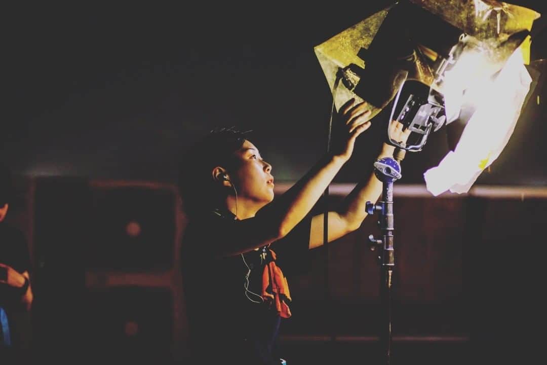 東京フィルムセンター【公式】さんのインスタグラム写真 - (東京フィルムセンター【公式】Instagram)「#東京フィルムセンター#fctokyo#東京映画俳優and放送芸術専門学校#映画#東京放送芸術and映画俳優専門学校#育成#映画監督を目指す#映画の学校#映画の専門学校#映画制作#lightingdesigner #プロを育成 #音響も学ぶ#映画とライブとPVの照明オペレーターを目指す#授業の様子」4月11日 18時30分 - fc_tokyo