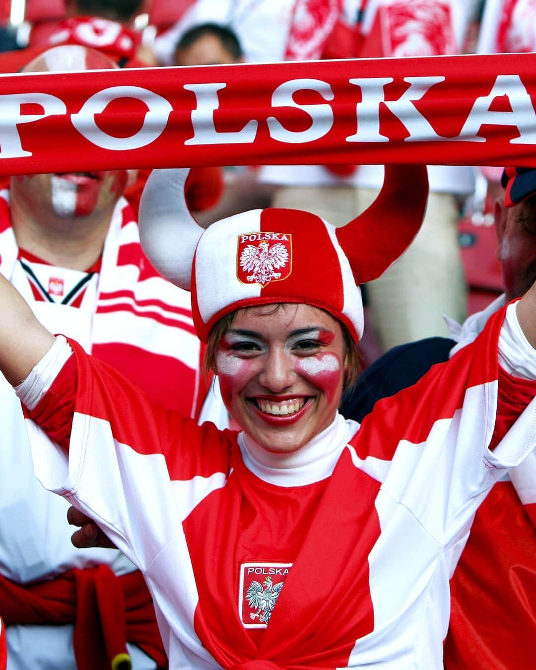 FIFAワールドカップさんのインスタグラム写真 - (FIFAワールドカップInstagram)「When the FIFA U-20 World Cup hits #Poland next month, we can expect as a colourful welcome if this Polish fan is anything to go by #FanThursday #U20WC」4月11日 19時10分 - fifaworldcup