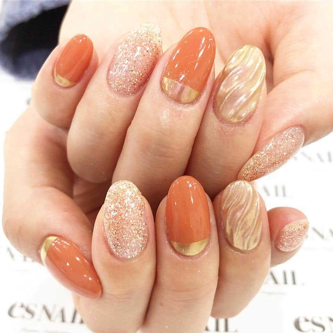 esNAILさんのインスタグラム写真 - (esNAILInstagram)「#nail#nails#nailart#naildesign#esnail#esnail_shibuya#gelnail#ネイル#エスネイル#ジェルネイル#esネイル#ネイルデザイン#美甲#newnail @esnail_la#ミラーネイル#シンプルネイル#春ネイル#うねうね#ニュアンスネイル」4月11日 19時16分 - esnail_japan