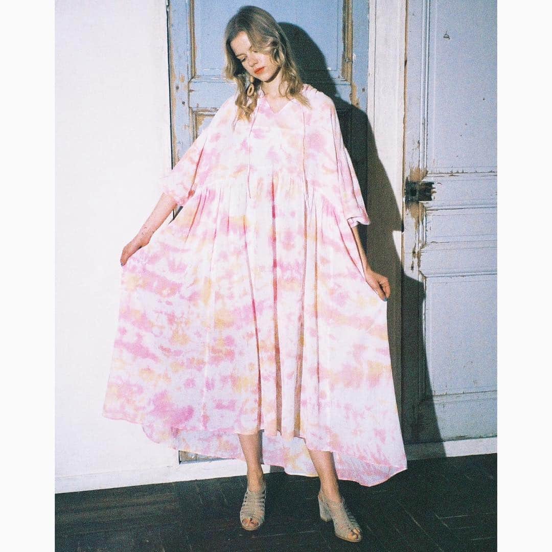 Lily Brownさんのインスタグラム写真 - (Lily BrownInstagram)「- Pre  Summer -﻿﻿﻿﻿﻿﻿﻿﻿﻿﻿ ﻿ ﻿#lilybrown #リリーブラウン ﻿﻿﻿﻿﻿ #spring #springcollection﻿﻿ #vintage #vintagefuture ﻿#店頭入荷中」4月11日 19時39分 - lily_brown_official