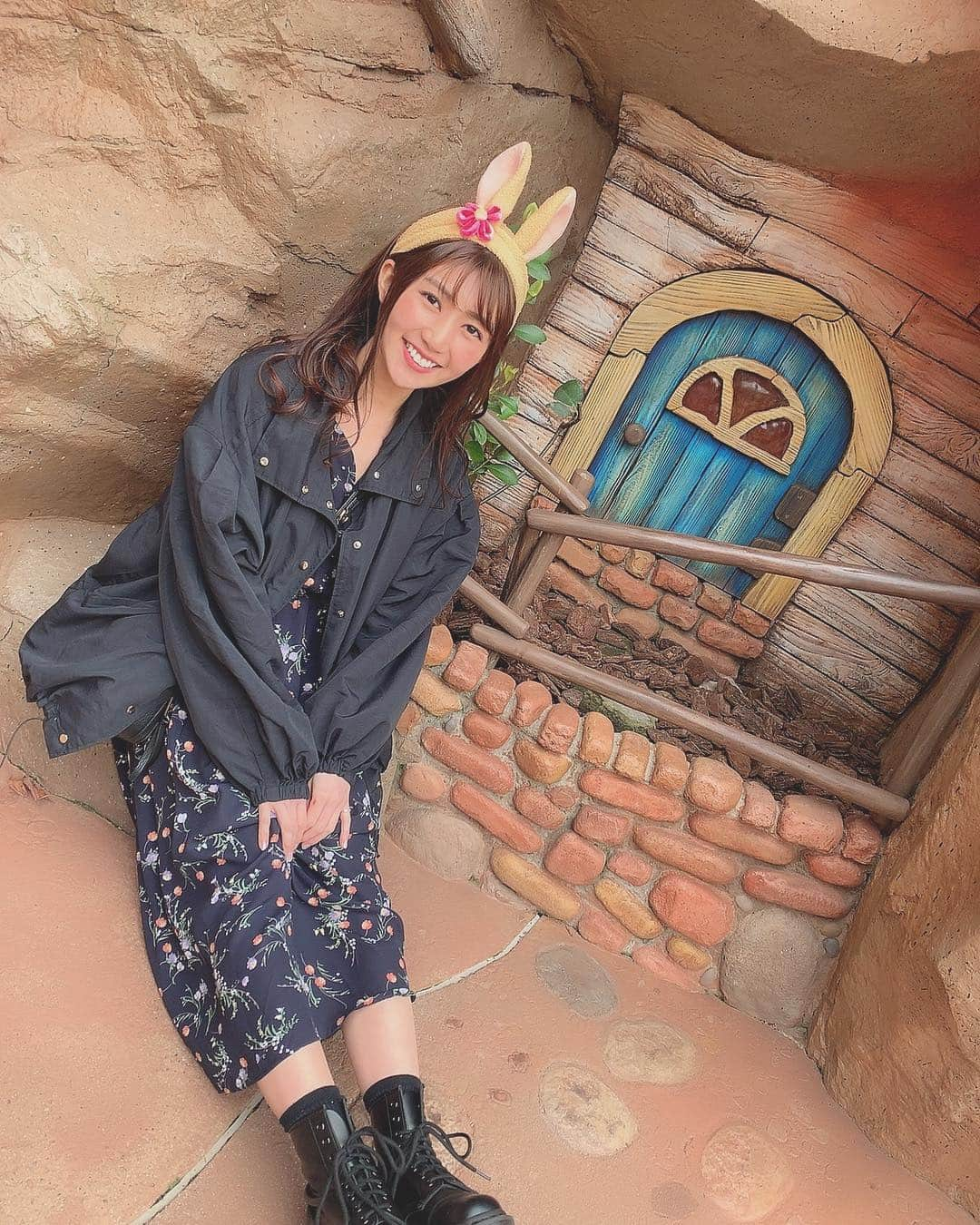 篠原栞那さんのインスタグラム写真 - (篠原栞那Instagram)「♥ #disneyland 🥚🐣🐰」4月11日 19時49分 - shinohara_kanna