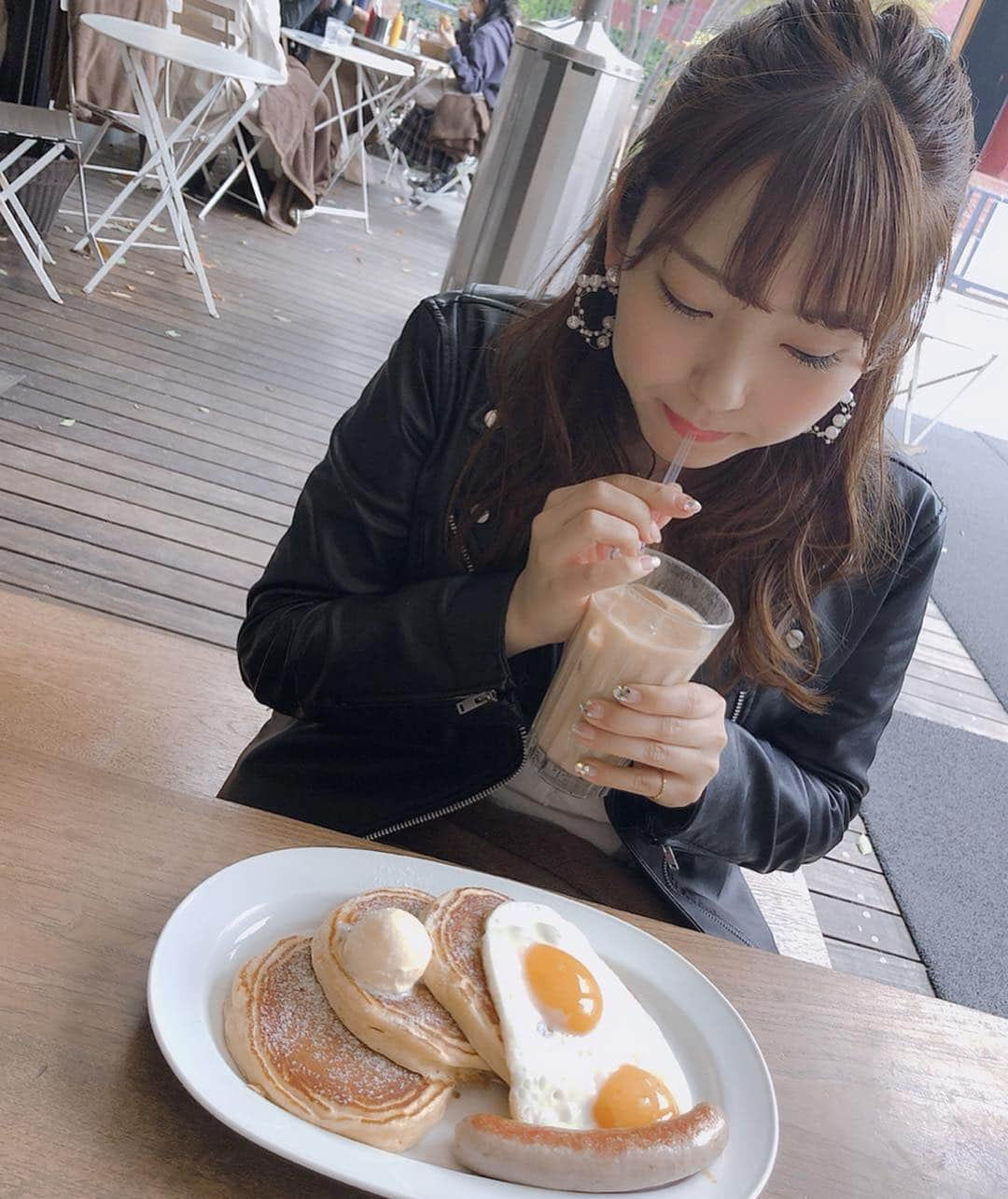 木下望さんのインスタグラム写真 - (木下望Instagram)「友達とランチ〜🎀 オシャカフェ〜☕️ #クリスクロス  #パンケーキ」4月11日 20時02分 - nonchan_starmarie