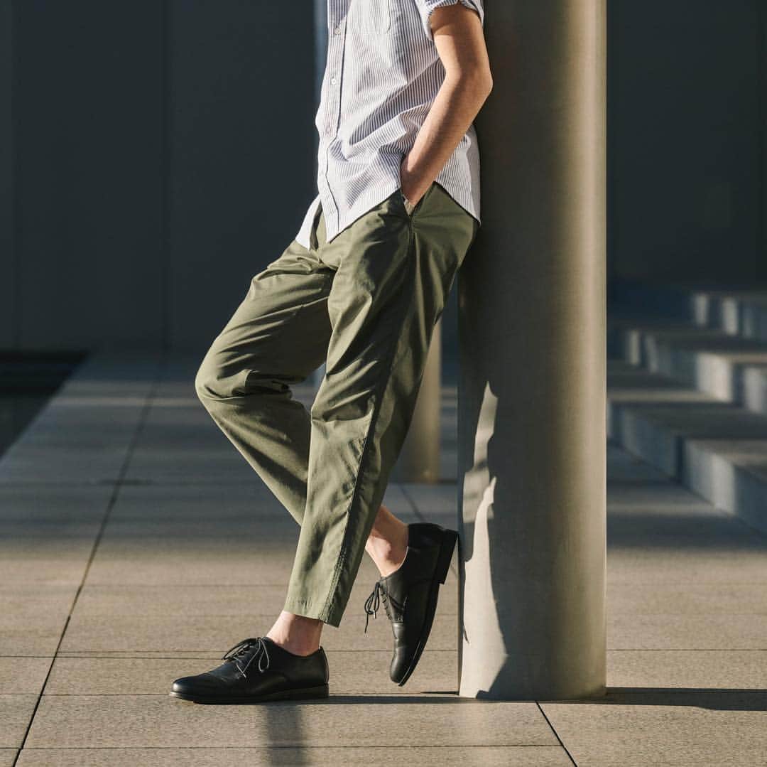 GU TAIWANさんのインスタグラム写真 - (GU TAIWANInstagram)「Easy Ankle Pants 絕佳九分褲長，完美比例舒適有型✨ - 多樣豐富的九分褲新系列登場。 不論是休閒自在的隨興風格， 或是正式場合的雅痞帥氣， 一件輕鬆搞定各種場合！👌🏻 - #棉質混紡輕便九分褲 純棉混紡材質舒適好穿，觸感極佳😌👍🏻 - #EasyAnklePants #九分褲 #GUTAIWAN #YOURFREEDOM #GU #自由煥然一新 #OOTD」4月11日 20時08分 - gu_taiwan