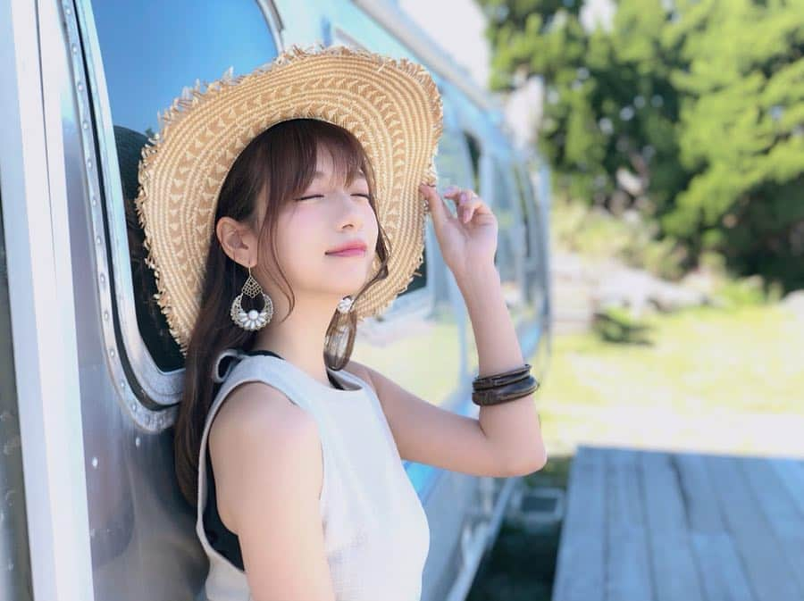 星島沙也加さんのインスタグラム写真 - (星島沙也加Instagram)「#👒 涼しげな 顔してるけど 8度です #マリーゴールド#🌼」4月11日 20時24分 - sayaka_hoshijima