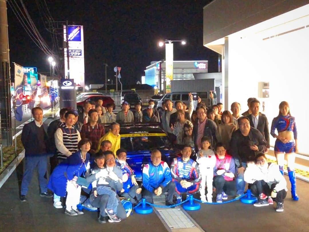 井口卓人さんのインスタグラム写真 - (井口卓人Instagram)「岡山スバルさんでのディーラートークショーも無事に終わりました‼️ここ数年、ポイントすら取れてない岡山。僕達チームにとっては肝心なレースです。ファンの皆さんの応援を力にして、精一杯戦います💪」4月11日 20時32分 - takutoiguchi