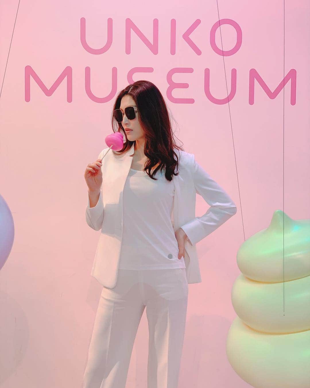 櫻井麻美さんのインスタグラム写真 - (櫻井麻美Instagram)「UNKO MUSEUMに行ってきました🤗 わたしたちの健康にとって重要で欠かせないもの✨ ・ ・ #unkomuseum  #UNKOをポジティブに #UNKOはCOOL #うんこミュージアム  #混んでたよ #やっぱり #みんな好きなんだな」4月11日 21時03分 - mamiosakurai