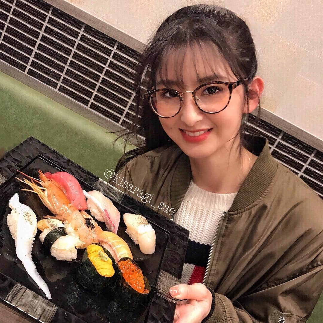 如月さえさんのインスタグラム写真 - (如月さえInstagram)「* 美登利寿司 美味しすぎた🍣 * #ilovefood #foodmakesmehappy #instafood  #foodstagram #bestphoto_japan #japanesefood #japanese_food #카페스타그램 #먹스타그램 #sushi #お寿司 #ご褒美 #美登利寿司 #渋谷グルメ」4月11日 21時17分 - kisaragi_sae