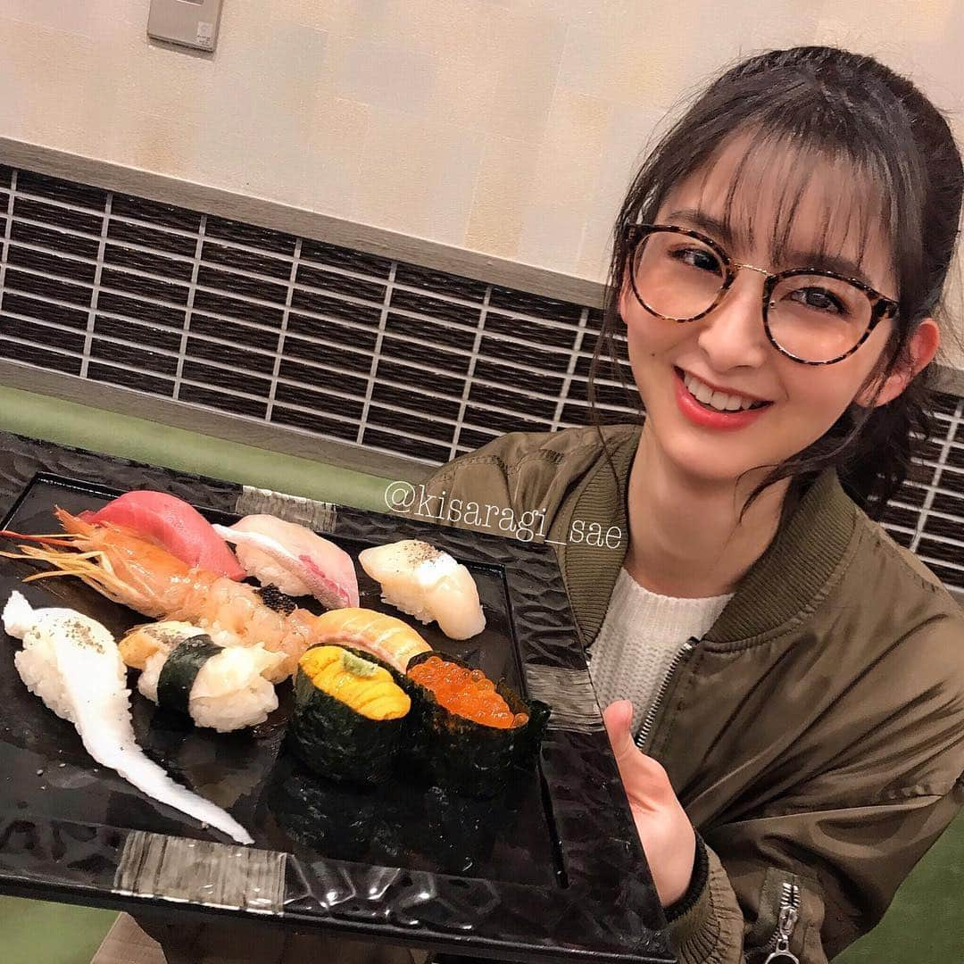 如月さえさんのインスタグラム写真 - (如月さえInstagram)「* 美登利寿司 美味しすぎた🍣 * #ilovefood #foodmakesmehappy #instafood  #foodstagram #bestphoto_japan #japanesefood #japanese_food #카페스타그램 #먹스타그램 #sushi #お寿司 #ご褒美 #美登利寿司 #渋谷グルメ」4月11日 21時17分 - kisaragi_sae