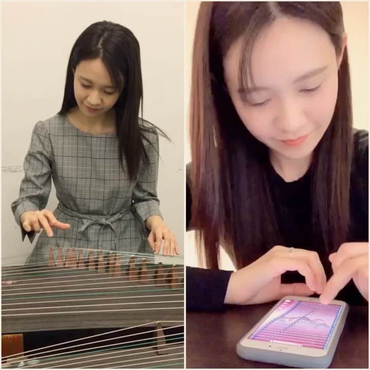 中園理沙のインスタグラム：「Real Guzheng vs. Guzheng App 😋 This is just my improvisation! hahaha 😅 ※Guzheng is a Chinese zither.  本物古筝 vs. アプリ古筝😆 久しぶりに双子の妹も登場🙊 あ、こちらは私の即興演奏です(笑) ・・・ ※DMは使用しておりません。ご了承下さい。 ・・・ #guzheng #chinesezither #china #古筝 #古筝软件 #ピアニストの日常 #中園理沙 #lisanakazono」