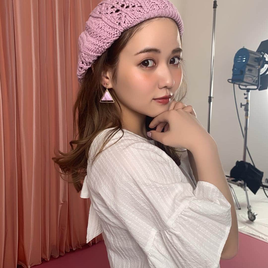高橋有紀さんのインスタグラム写真 - (高橋有紀Instagram)「昨日一日中一緒の現場♡ ノアちゃんもめちゃくちゃ気に入ってたこのワンピほんとにかわいい！（モテそう！！！！） ちょっと個人的に色々あり投稿遅くなっちゃったけど、かわいい #佐藤ノア シリーズ連投します😏 #osakana_yuki #wego」4月11日 21時50分 - osakana_yuki