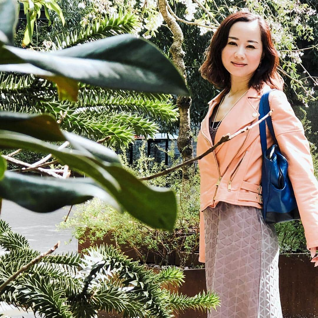 レイチェル・チャンさんのインスタグラム写真 - (レイチェル・チャンInstagram)「Botanical garden in Tokyo. #yoyogi #tokyo #japan #botanicalgardens #botanical #プラントハンター」4月11日 21時50分 - rachelchanjpn