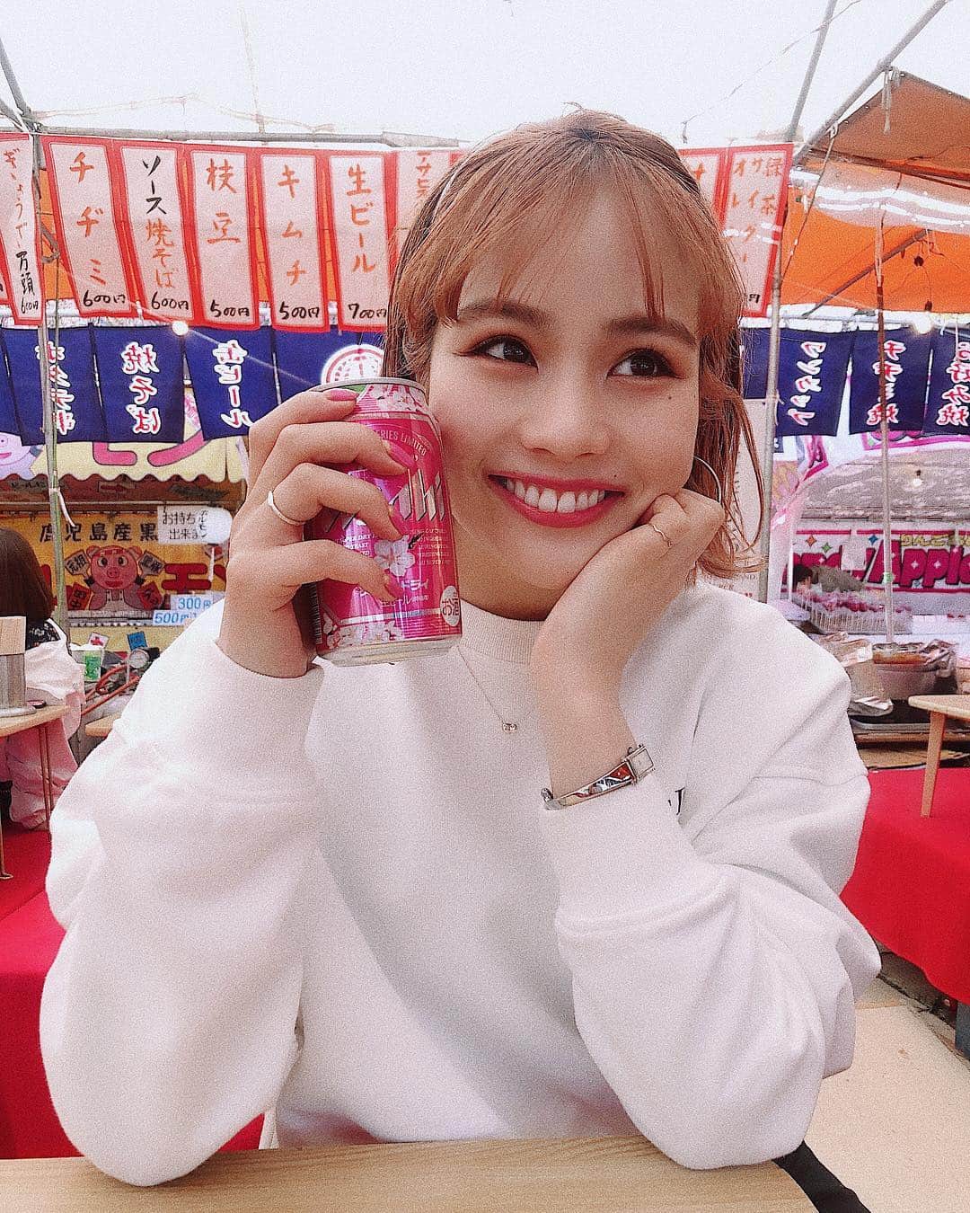 安中芙美さんのインスタグラム写真 - (安中芙美Instagram)「ㅤㅤㅤㅤㅤㅤㅤㅤㅤㅤㅤㅤㅤ 今日は桜の通り抜け🌸 毎年、花より団子です🍓」4月11日 21時59分 - fumitwinsworld