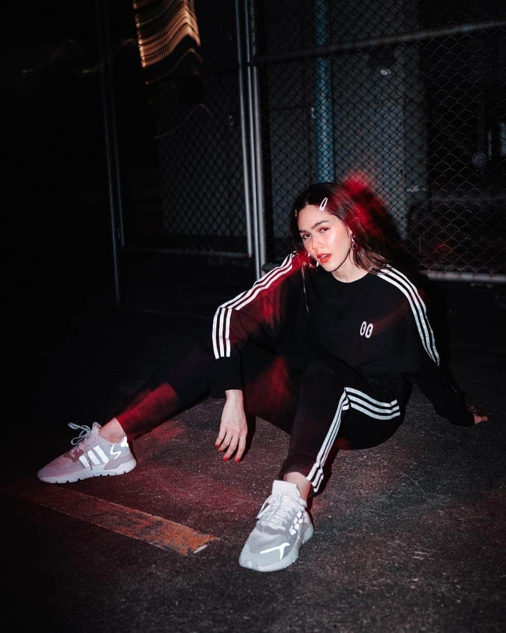 Araya Alberta Hargateさんのインスタグラム写真 - (Araya Alberta HargateInstagram)「#adidasthailand #adidasOriginals #NITEJOGGER #CREATEDWITHADIDAS」4月11日 22時07分 - chomismaterialgirl